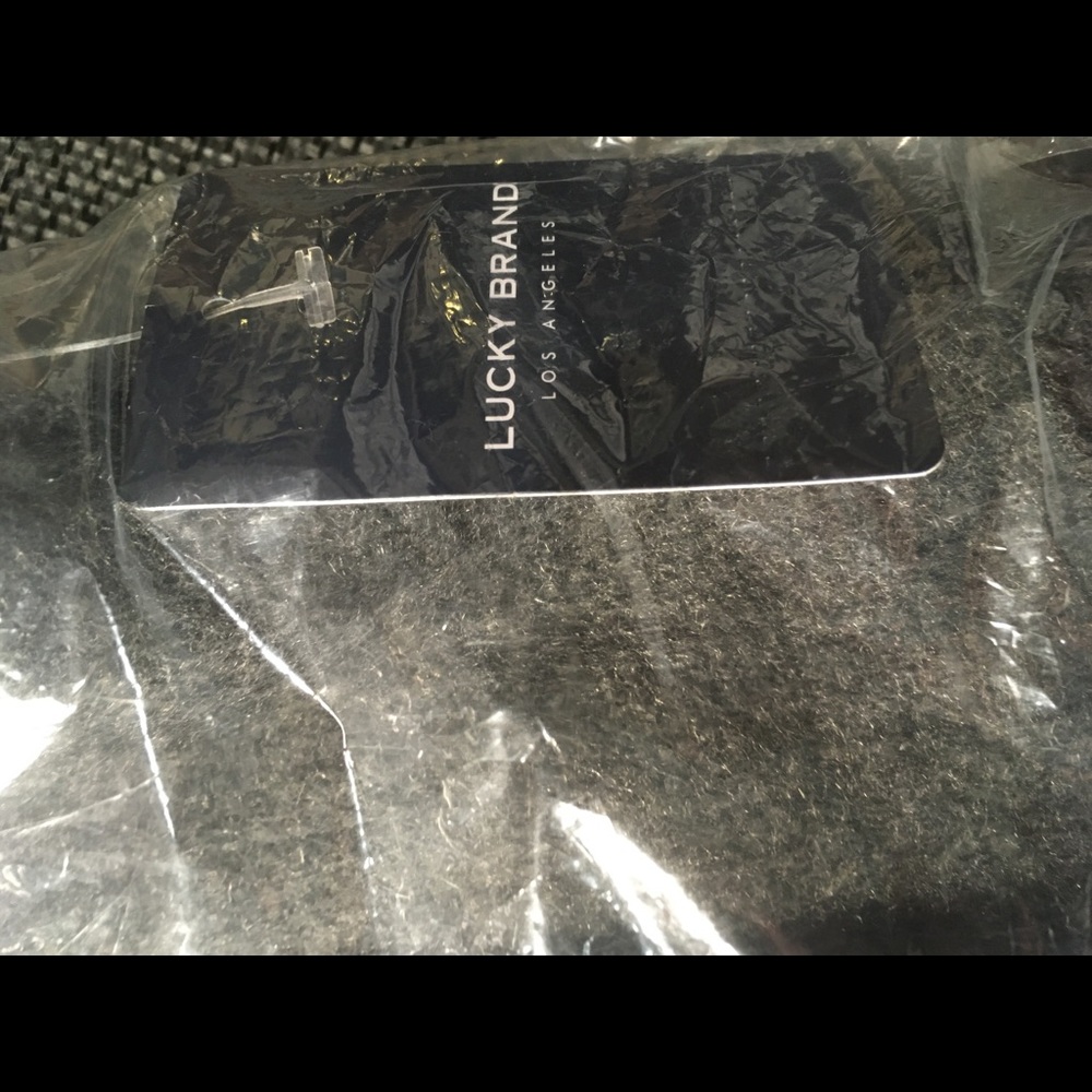 Lucky brand scarf
